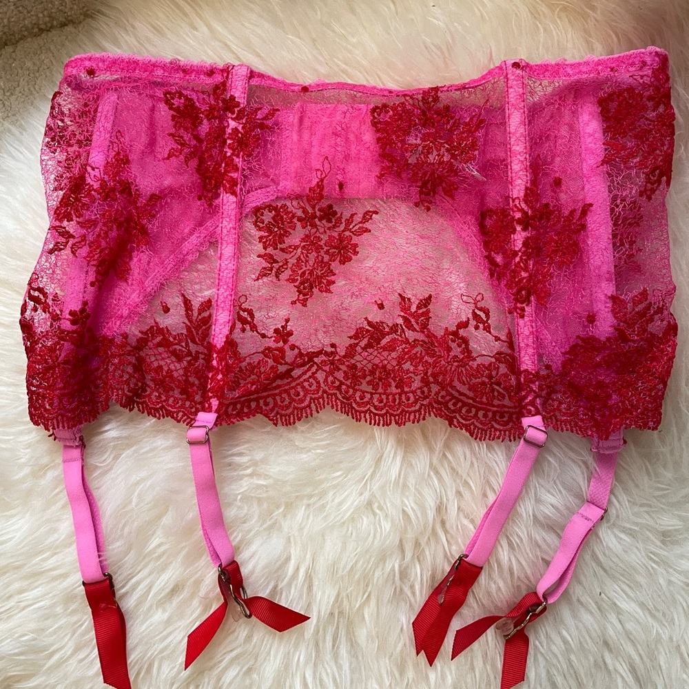 Mimi Holliday garter belt adjustable pink/red size small